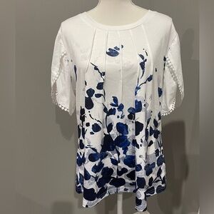 Floral Blue and White Women's Top